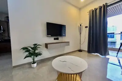 Finch Hideaway: 2bhk Ac Flat in Pimple Nilakh