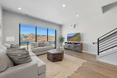 Image de Park City Getaway w/ Hot Tub + Lake & Mtn Views