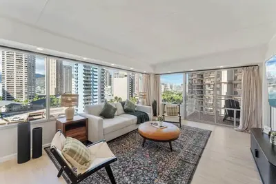 Image de Fully Renovated Beautiful 2bdrm @ Ilikai