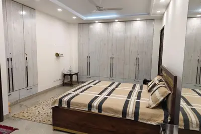 Image de 3 Bedroom Apartment, 4 Bathrooms, Living & Dinning, can Sleep 7, at New Delhi, India