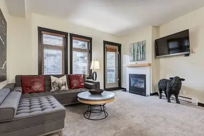 Image de Heated Outdoor Pool Near Banff Park