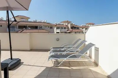 Image de Penthouse Apartment - Sleeps 4 - Sea Views