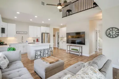 Image de Secluded Mtn-View Dewey Home w/ Outdoor Oasis