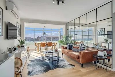 Image de Top Floor promenade views