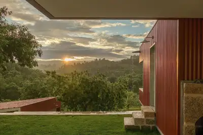Image de Ganzes Haus in Vila Soeiro Do Chão mit privatem Pool und Blick ins Grüne by Interhome