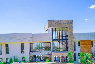 Image de Villa Empiris - Peaceful 6-bedroom in Nakuru perfect for team or couples getaway