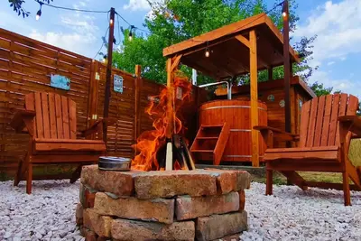 Image de Rust - Privé tuin - Hottub - Wohnmobil - Haustierfreundlich by Interhome