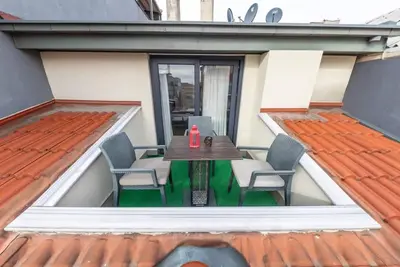 the business class suit karkoy