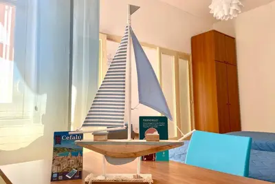 Image de Cefalù Pirandello House, very spacious facility, close to the sea and the center