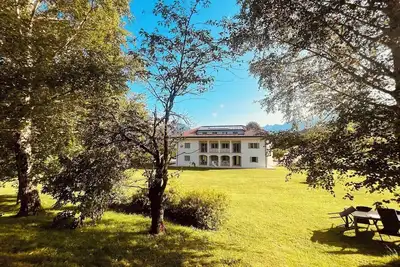 Image de Court of Saints suite