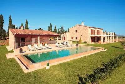 Image de Ferienvilla \"Can Fiol by Interhome