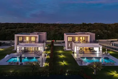 Image de New! Luxury Villa Lumina & Solena two heated pool 50 m2 family bbq