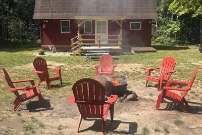 Image de 3-bedroom cozy cabin in Grayling close to trails and Higgins Lake!