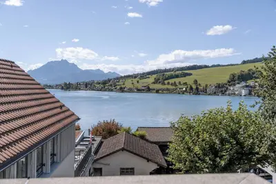 Image de SolunaStay Lakefront Penthouse | Lucerne | Swiss Alps | Pilatus | Sunsets