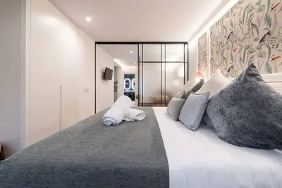 Image de 308 — Sb20 Boutique Studios | 1br | 1ba | Hot Tub