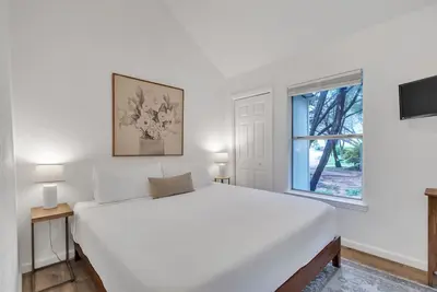 Image de Discover Affordable Luxury in the Heart of Texas Hill Country
