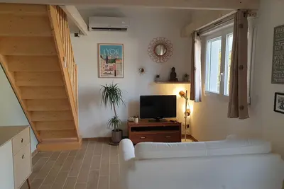 Image de Jolie petite maison indépendante  proche c. ville