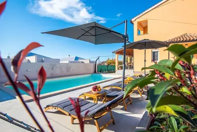 Villa Buzdonka by Interhome