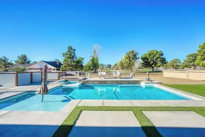 Image de Death Valley Vacation Pool + Spa\nPahrump/Death Valley/Redrock/Las Vegas