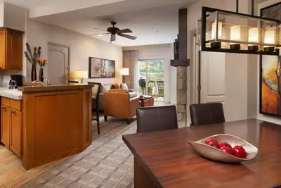 Image de Spacious 2br Lockoff w/ Fireplaces & Mountain Views