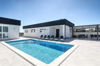 Villa Vallelunga by Interhome