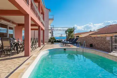 Image de für 12 Personen in Stanići, Dalmatien (Mitteldal by Interhome