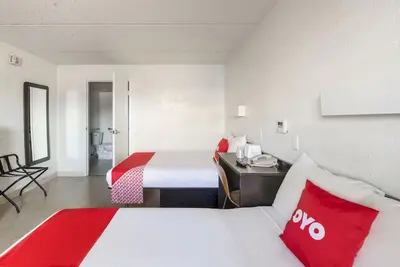 Image de 3 Traveler-Focused Units w/ All Basics Close to CityCentre Plaza Fun
