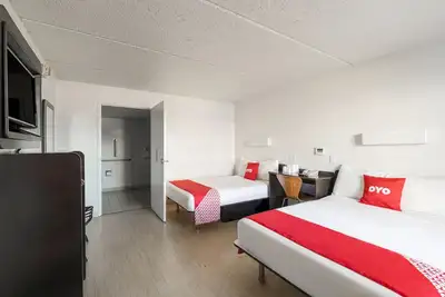 Image de Unwind in 4 Affordable Rooms Close to Memorial Park’s Outdoor Events!