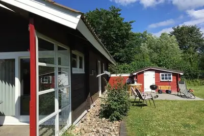 Image de Quiet log cabin: close to the beach & two sun terraces