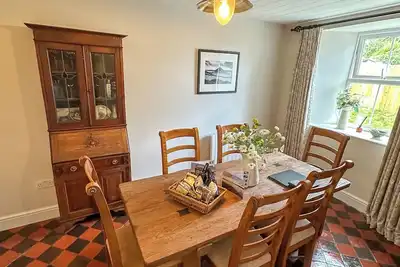 Gorge View Welsh Slate Cottage