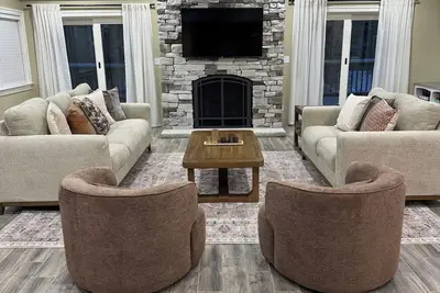 Image de Grand Mountain Retreat 7 Miles to All-Star Village