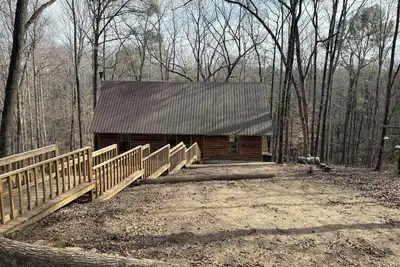Image de Log cabin located in Morris, Ga