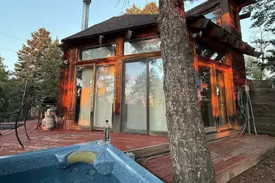Image de Honeymoon Cozy Cottage