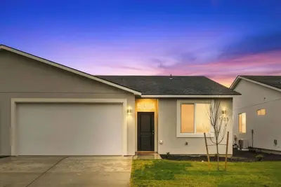 Image de Emerald Haven 3br Retreat Work-Ready + Relaxation