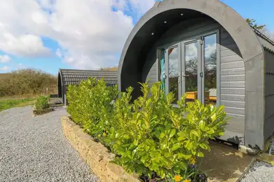 Image de Lodge 2, pet friendly, country holiday cottage in Pontyates