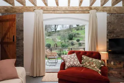 Image de Garden Cottage At The Bowden Estate, pet friendly in Stoke Fleming