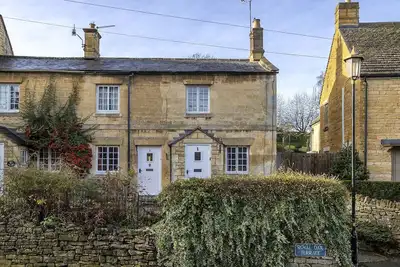 Image de Beautifully presented dog friendly  - Royal Oak Cottage