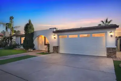 Image de Modern Mesa Home w/ Yard, Bbq & Patio