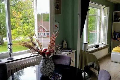 Image de Charmant appartement de 2 chambres à Rejmyre avec vue sur le jardin