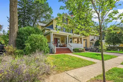 Image de Elegant Montclair 5br Near Nyc & MetLife World Cup