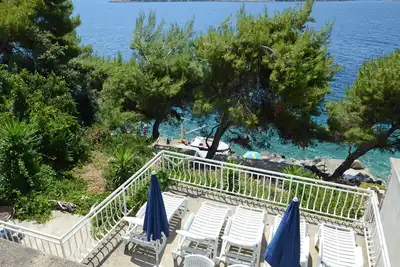 Image de Waterfront house Kata by Villas Guide