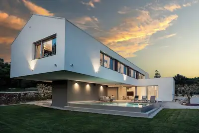 4-bedroom Villa Tie Vižinada with Pool