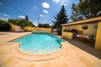Image de Maison de vacances 'La Maison D'À Coté' avec piscine privée, Wi-Fi et climatisation