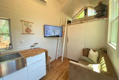 Image de Charming Atlanta Tiny Home Retreat Cozy Quiet & Well Located