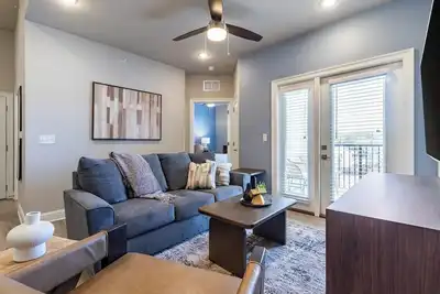 Image de Landing | Spectacular 2bd, Game Room, Gym