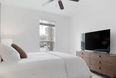 Image de Landing | Chic 1bd, Gym, Clubhouse