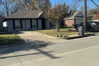 Image de Cozy & Fancy 3br Cottage Near Historic Downtown McKinney - Family Mid-Term Ready