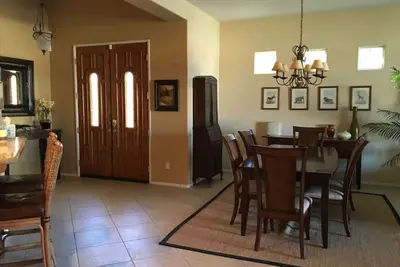 Image de Indio Retreat Near Festivals & Tennis Tournament