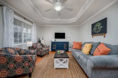 Image de Manchester Stay — Hike, Relax, Explore