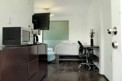 Image de Charming apartment in house with private garden